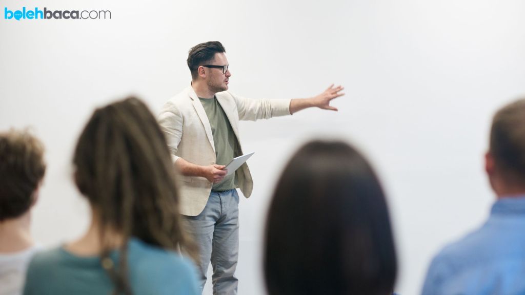 Manfaat Jadi Asisten Dosen Bagi Mahasiswa dan Dosen